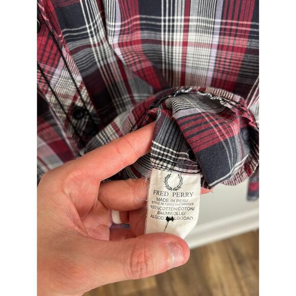 Fred Perry Red Black Plaid Button Down Long Sleeve Collared Shirt Men's L - Picture 6 of 11